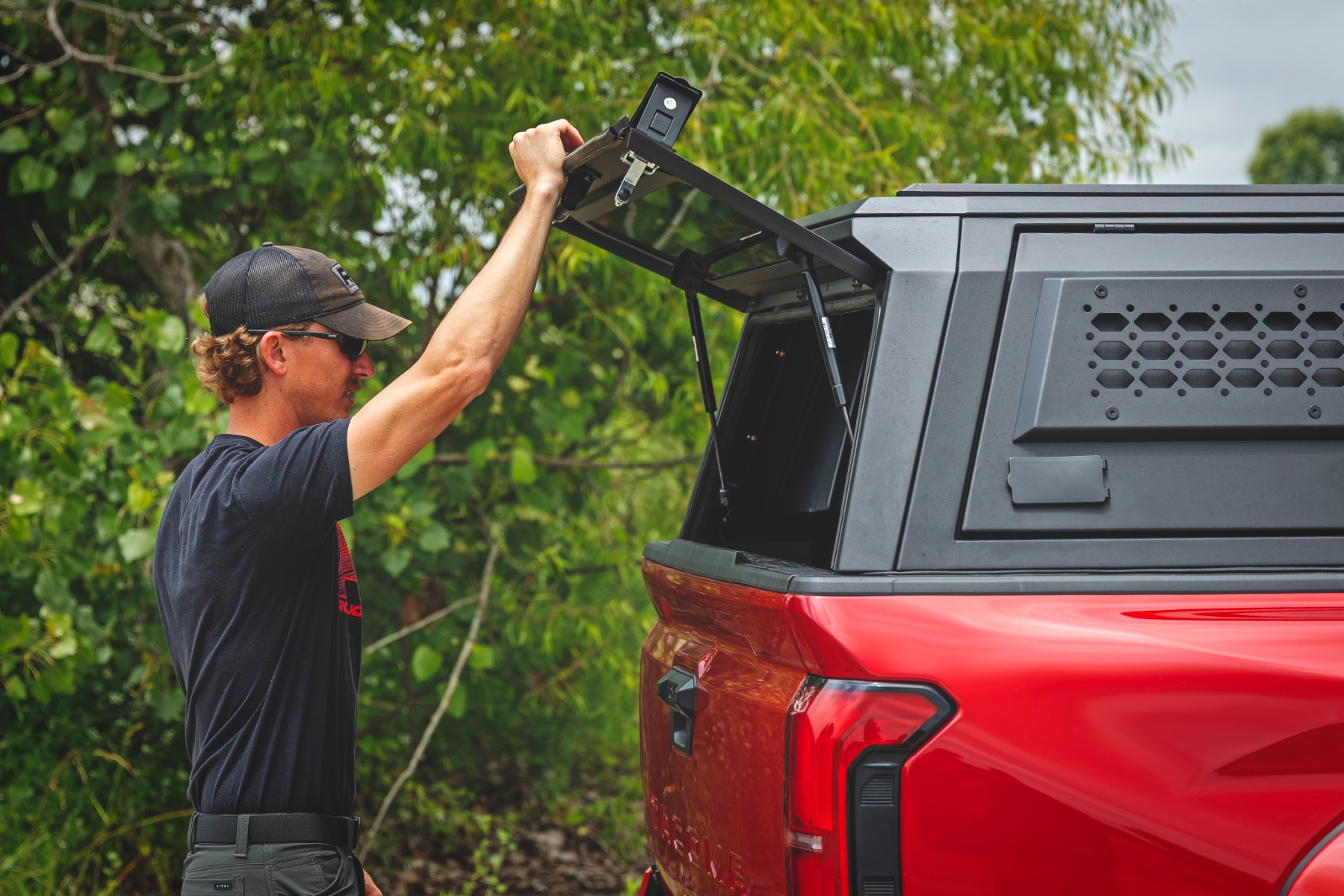Truck Bed Cap - Image 5